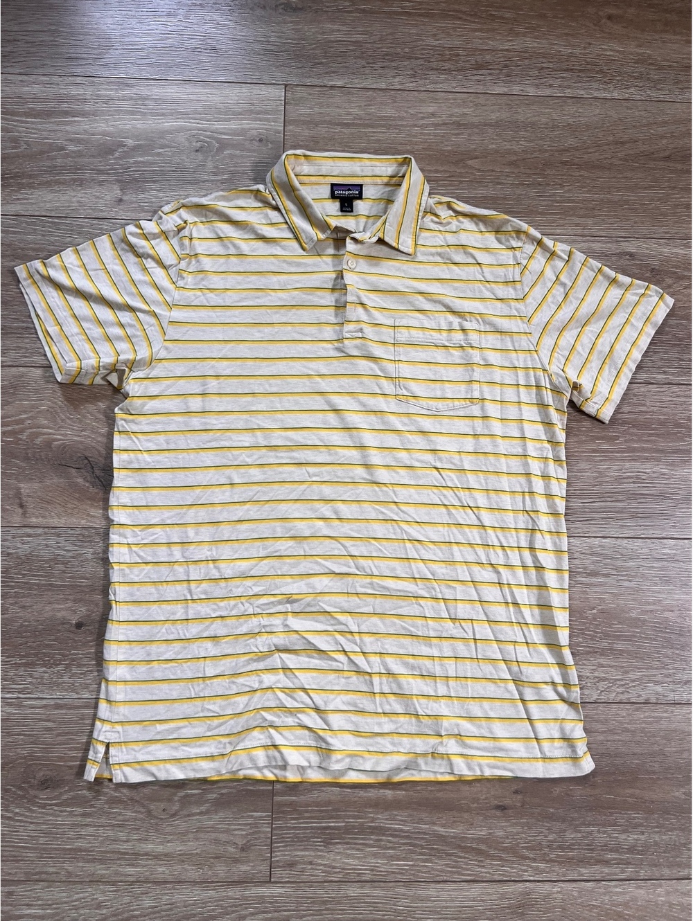 Patagonia Organic Cotton White with Yellow Striped Polo Shirt Size Large
